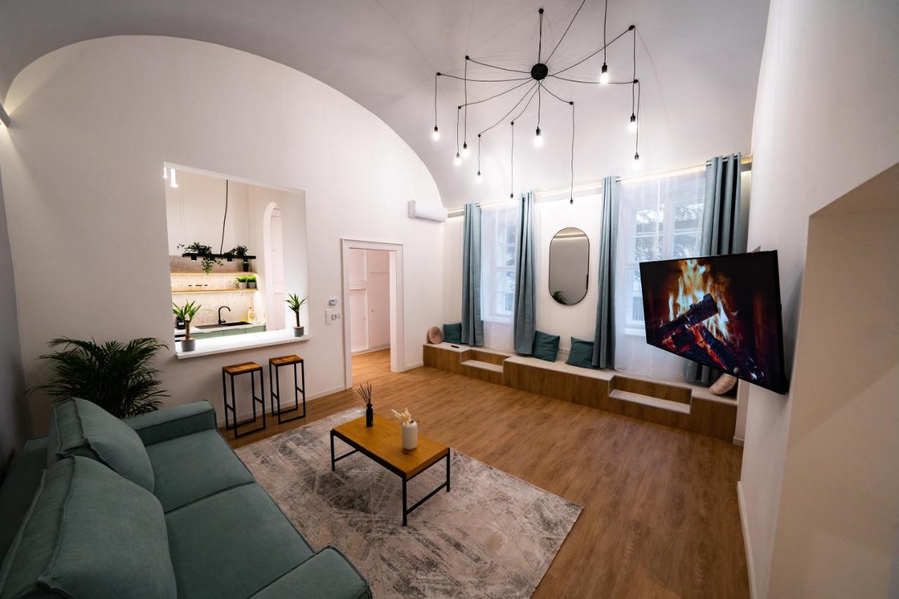 Coente Kiraly 28 Apartamento