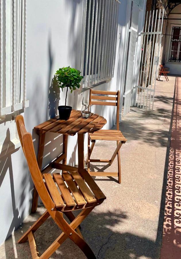 Brand New Sunny On Andrassy Street Budapest