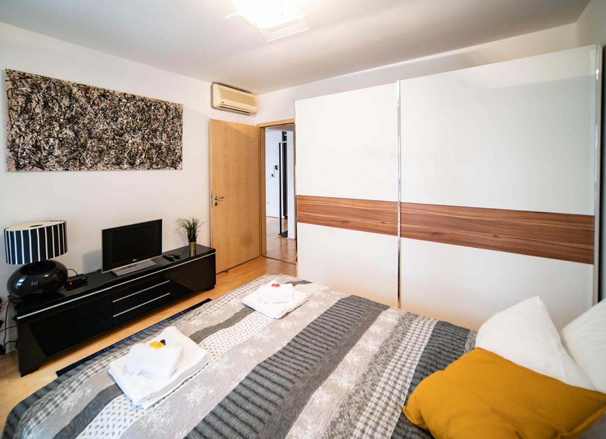 Free Parking! Soho 101, 4 Ppl, Ac, Superfast Wifi, Tv *