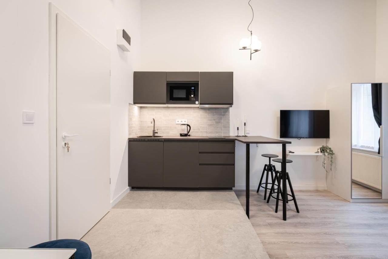 D48 - Boulevard - Location By Bqa Apartmán