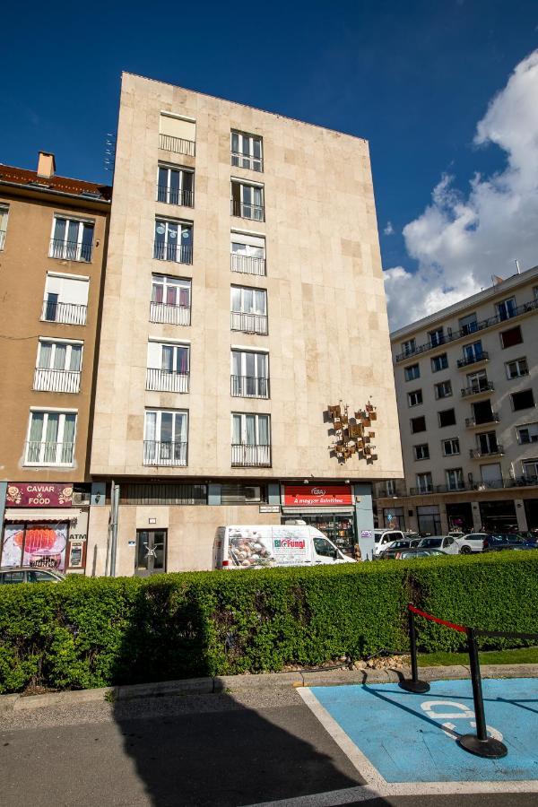 Danube Apartment *