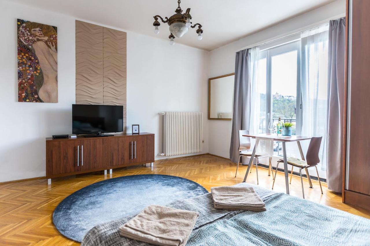 Apartment Danube *