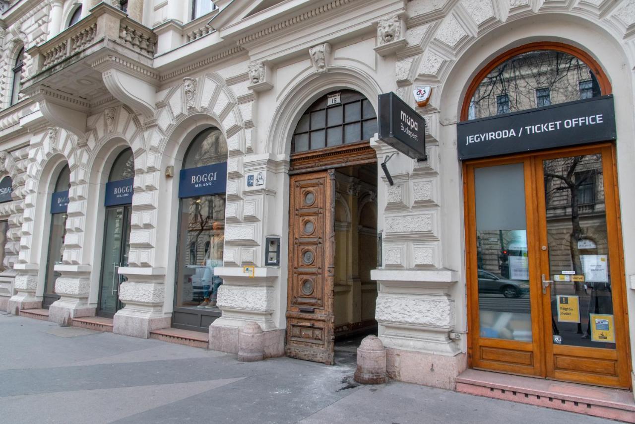 Andrassy Heritage * Budapest