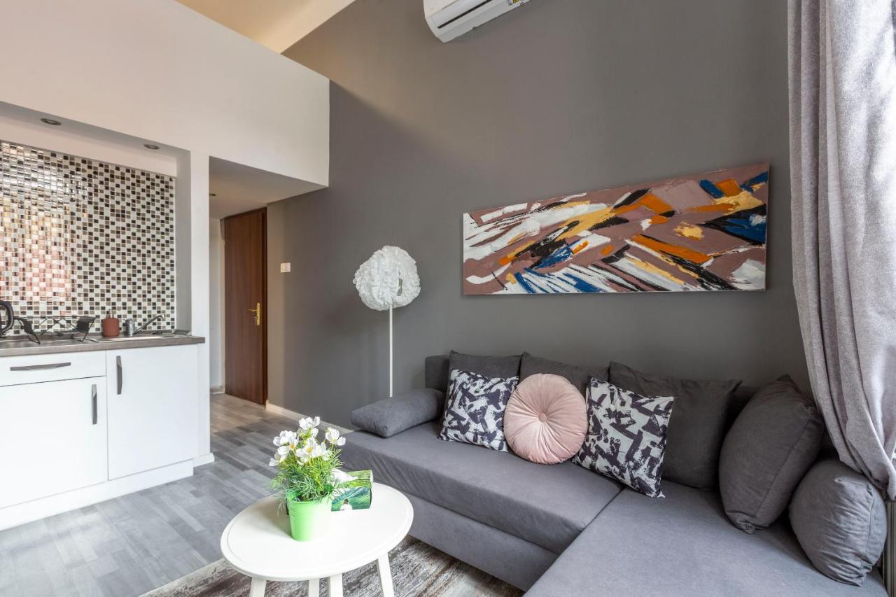 Apartment Deluxe Akacfa In The Heart Of *