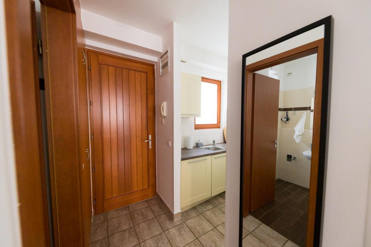 Lovag Apartamento *