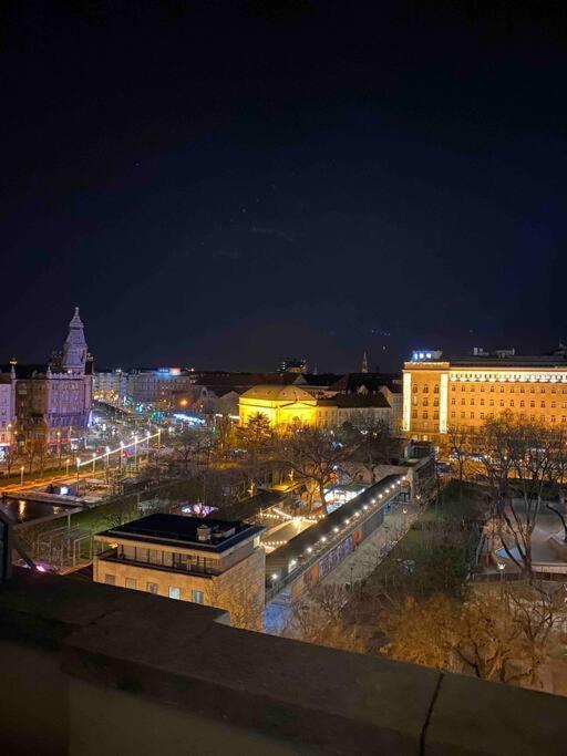 In The Center Of The “jungle” With Panorama Appartamento Budapest