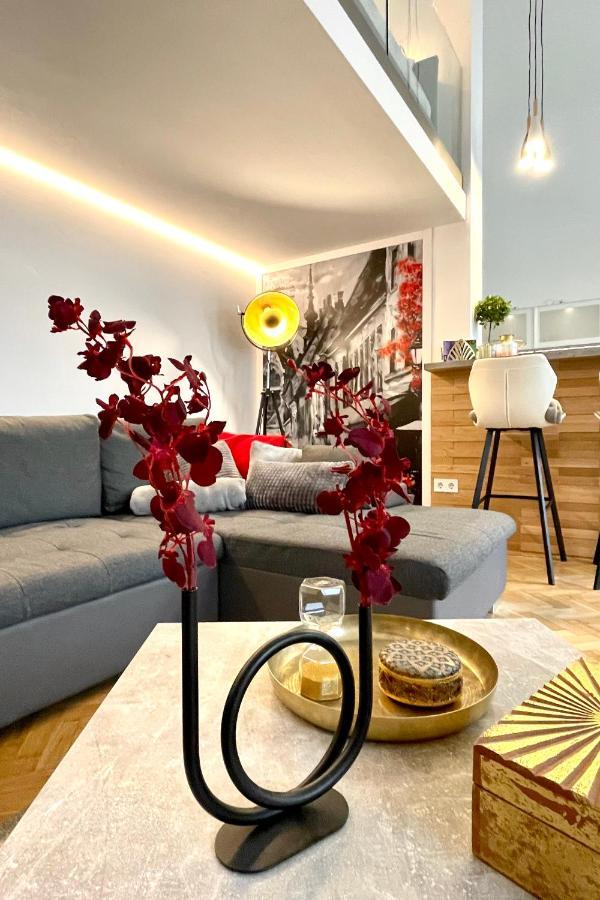 Apartamento Brand New Sunny On Andrassy Street