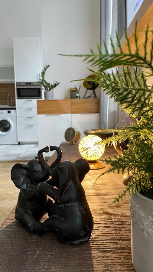 Apartamento Brand New Sunny On Andrassy Street