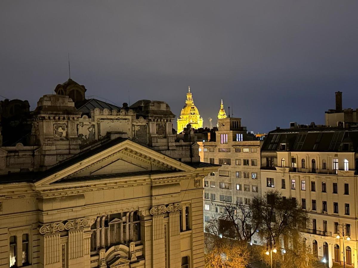 Rooftop Coffee By Parliament