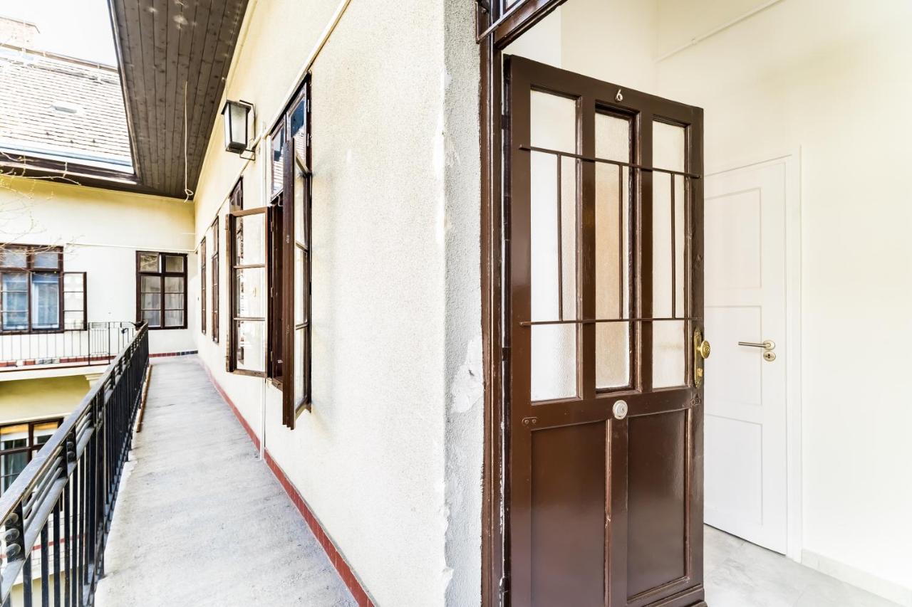 Corbie Downtown Apartamento *