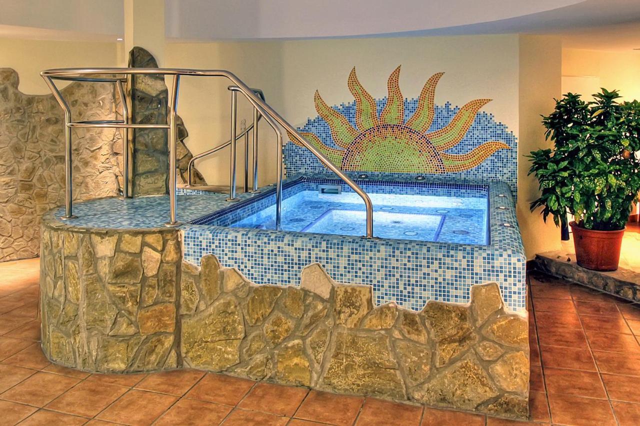 Mediterran Hotel 4*