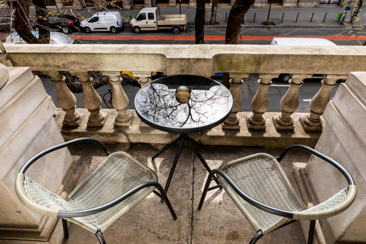 Hostal Adagio Basilica *