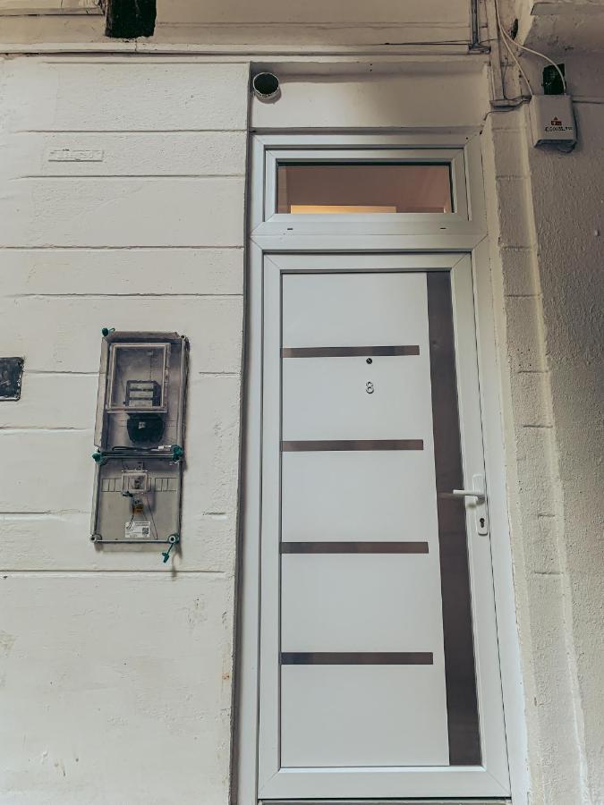 Szondi Heroes Square Apartment Budapest