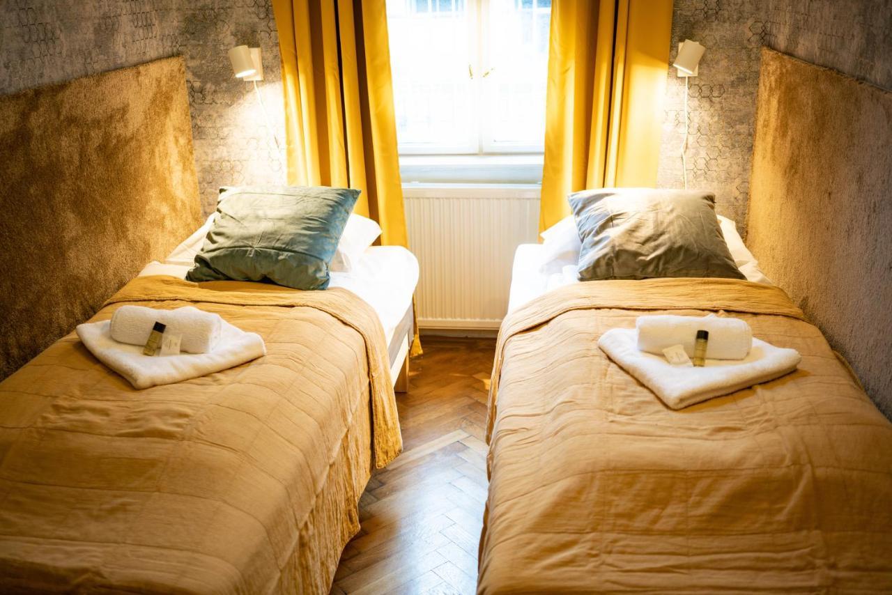 Free Parking Chain Bridge 4ppl, 2bdrm, Wifi, Smart Tv, Ac * Budapest