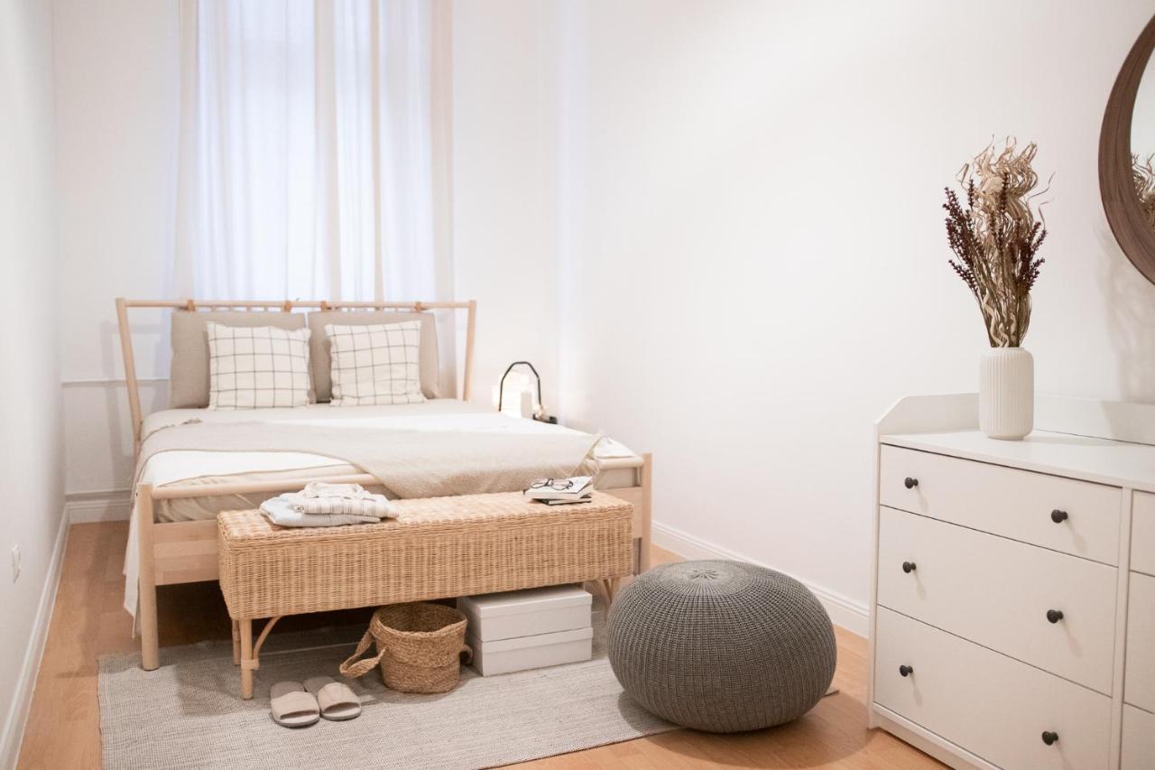 Scandi Custom 2-bdr Apartamento Budapest