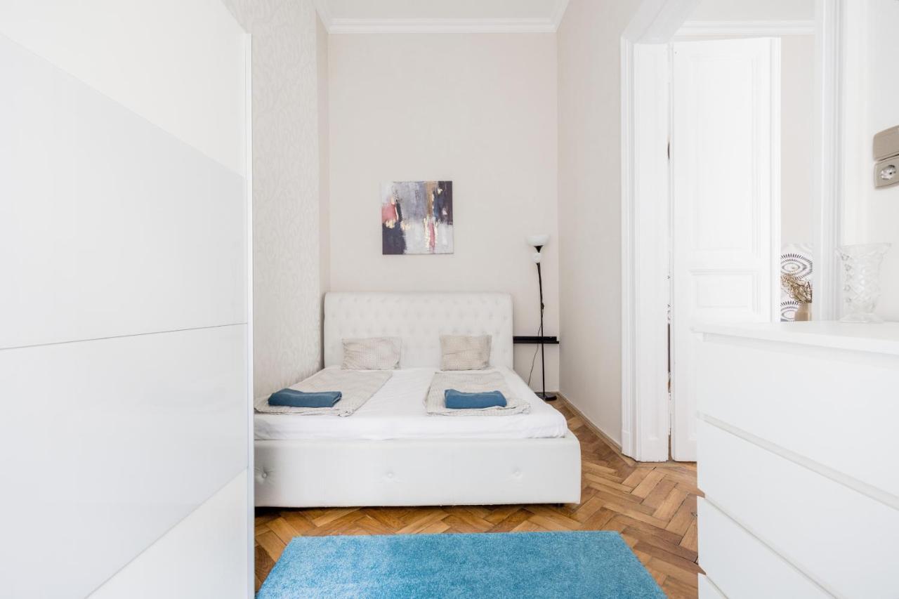 Elisabeth 52 Budapest