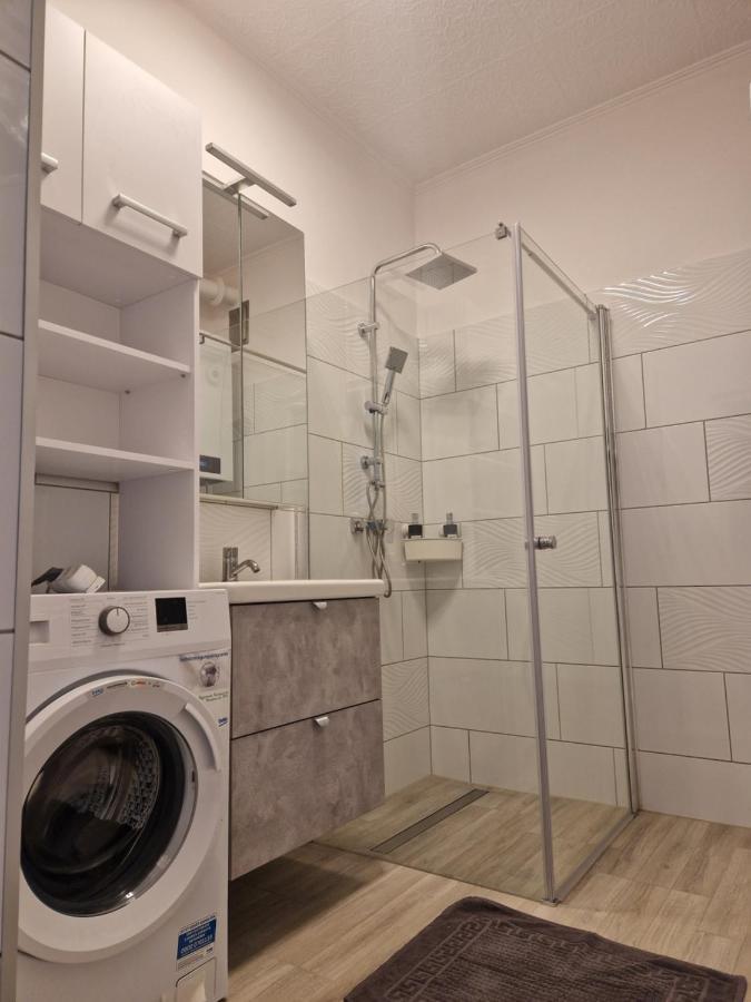 Apartman White House *