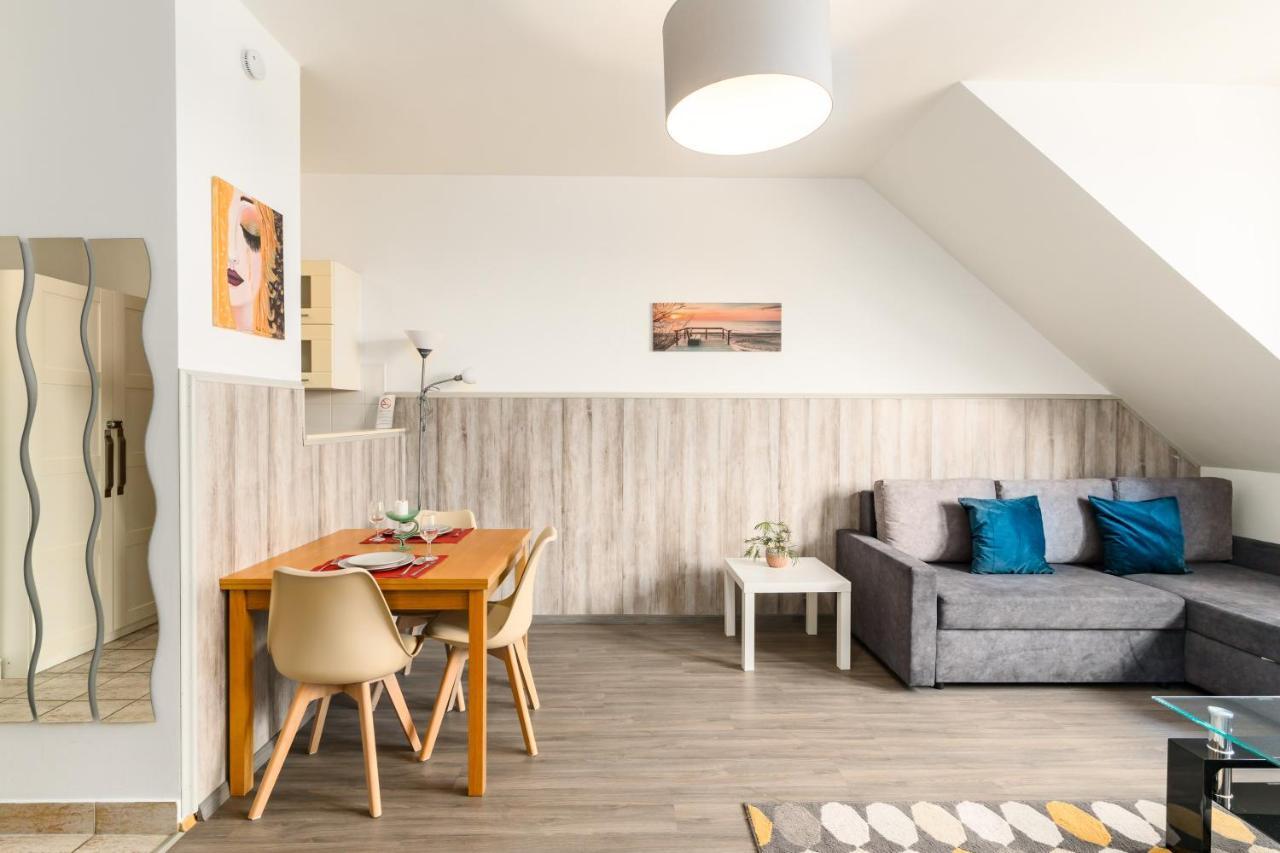 Apartment Lovag Charming In The Center-ac