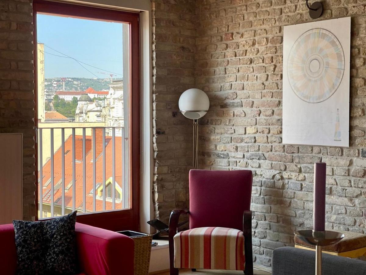 Apartamento Penthouse W Private Rooftop And Free Parking