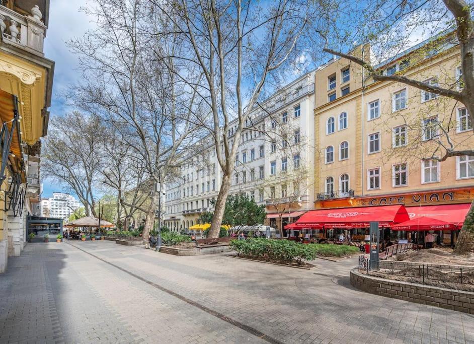 Liszt Ferenc Square Panorama Appartement Boedapest