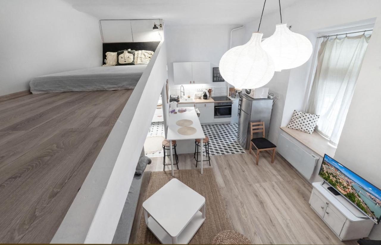Orangehomes H27 Calm Studio In The City Center *