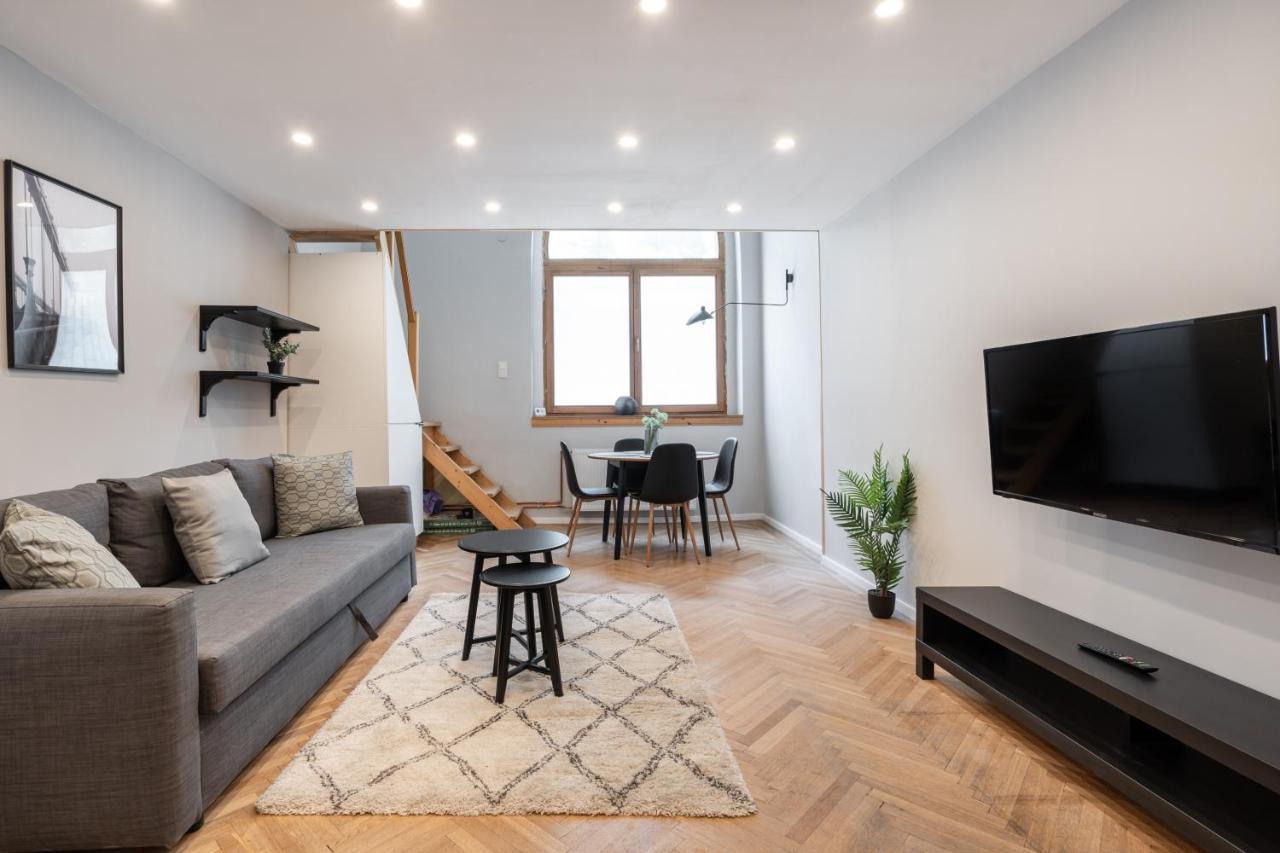 S11 - Stylish Prime,location, By Bqa * Budapest