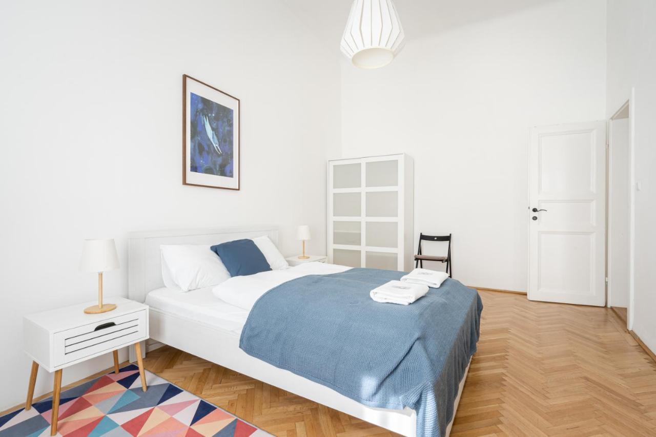 Sunny Colors Apartman *