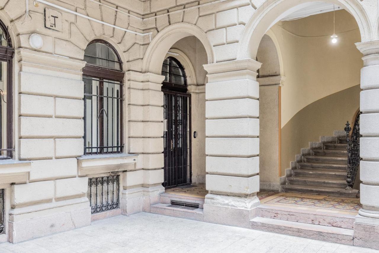 Apartamento Elisabeth 52 *