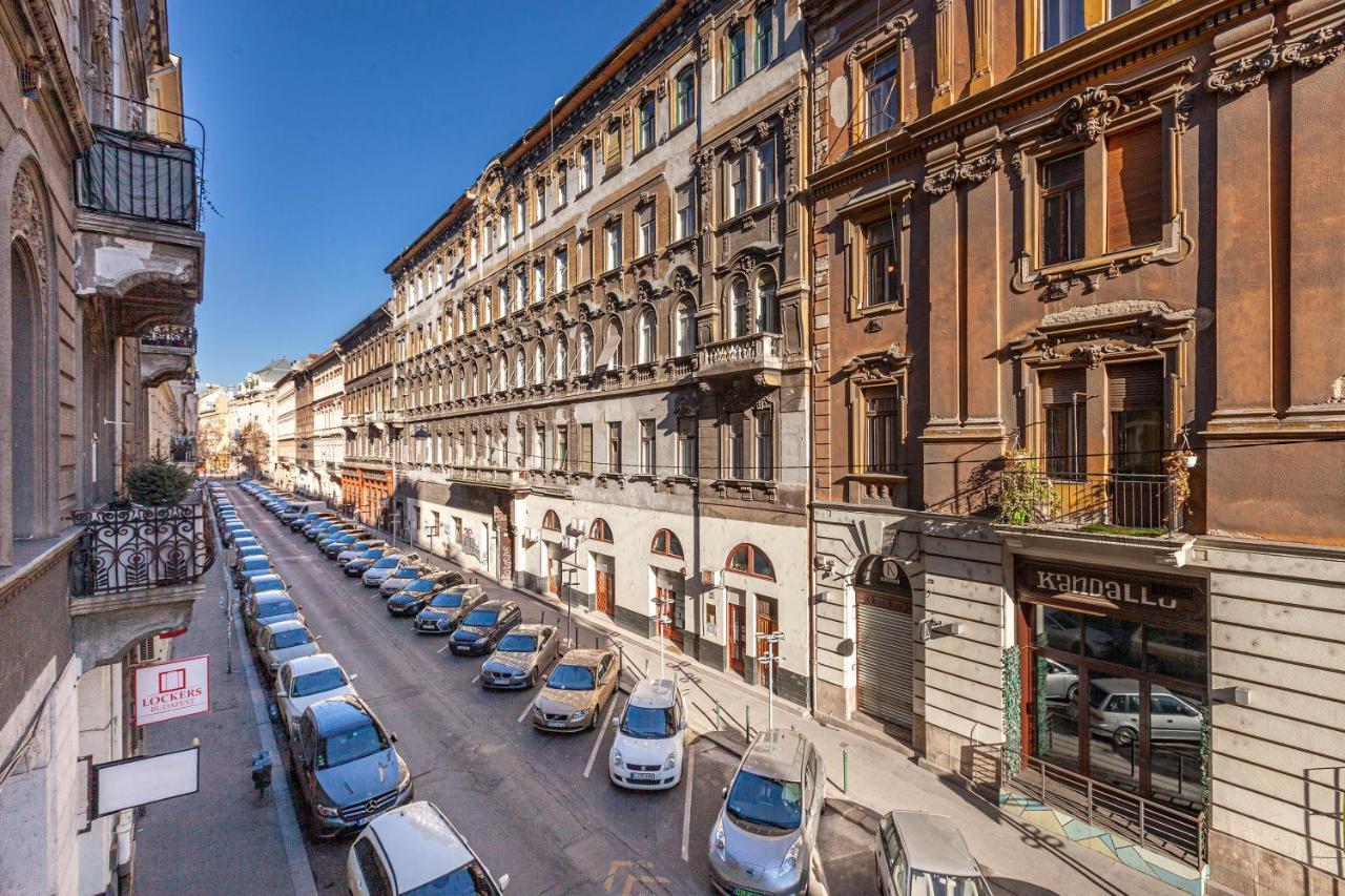 Luxury Art Deco Flat / Big Balcony Budapest