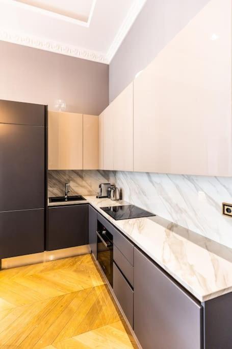 Appartamento Luxury Andrassy 2 Bedroom