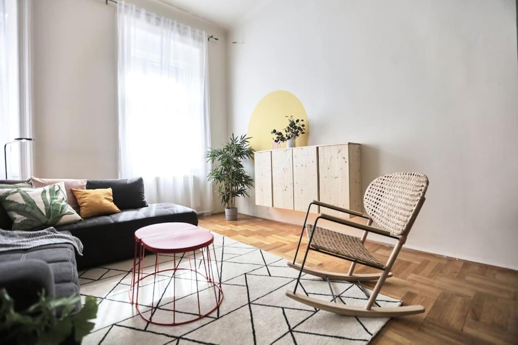 Unwind In Style W Sauna Dsgn 2br