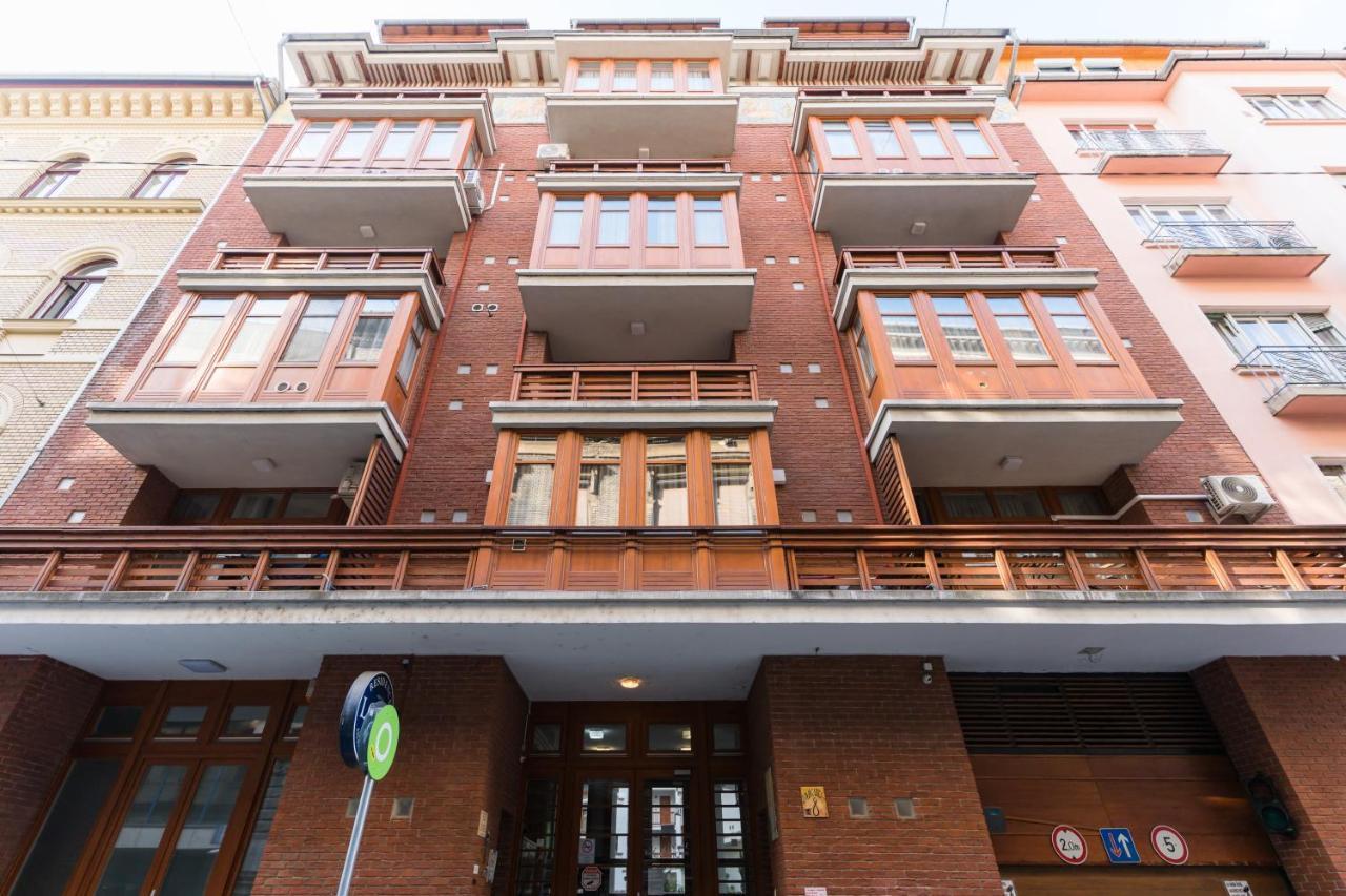 Lovag Charming In The Center-ac Apartment