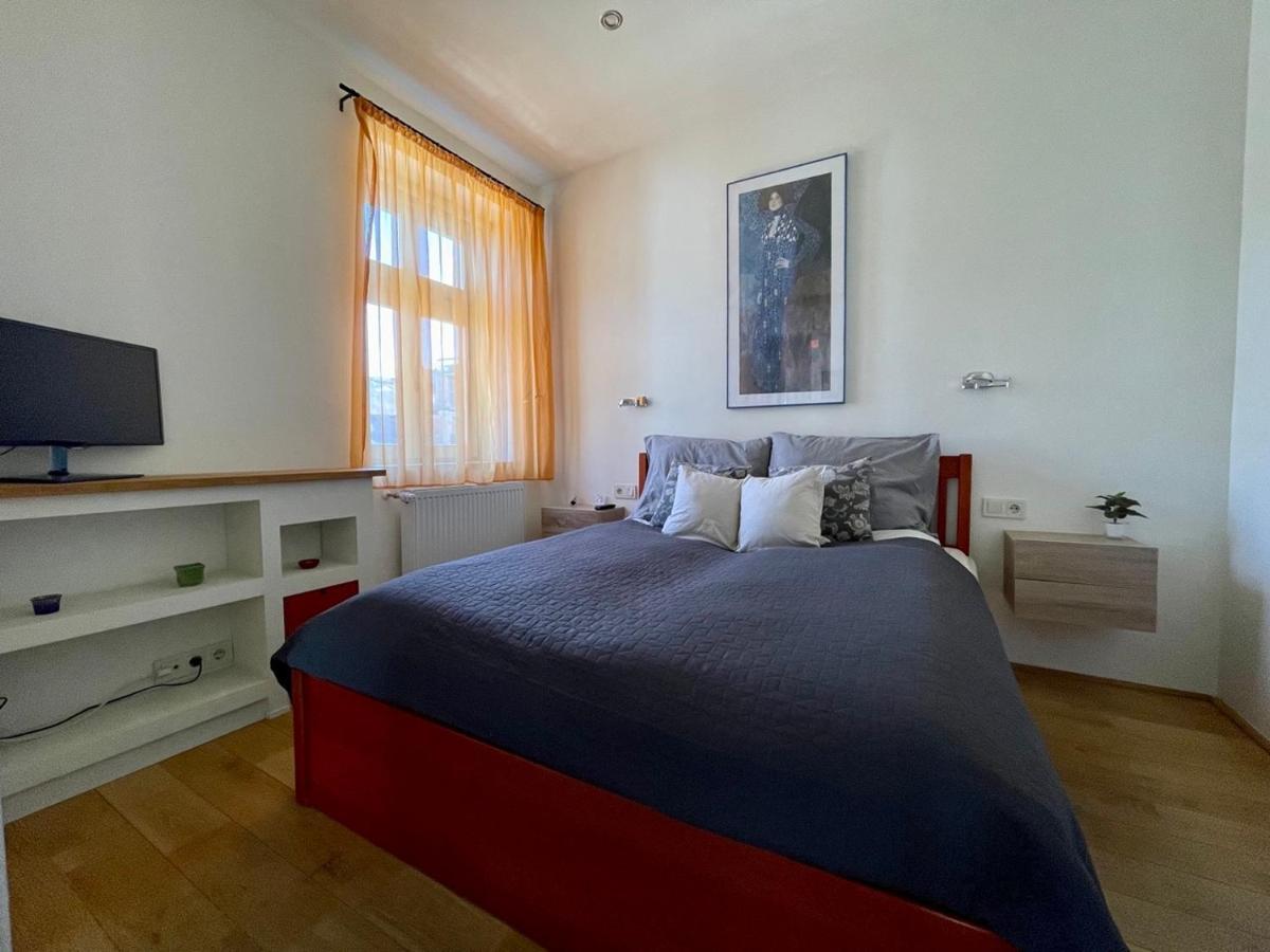 Penthouse W Private Rooftop And Free Parking Apartamento Budapest
