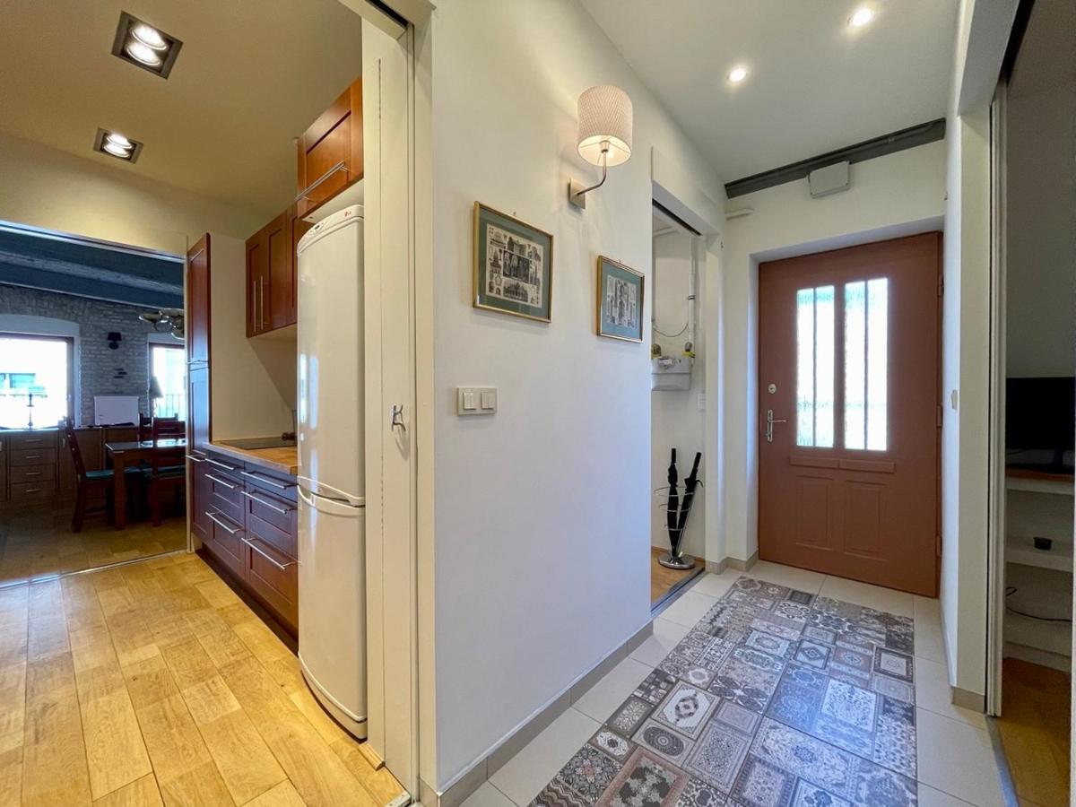 Apartamento Penthouse W Private Rooftop And Free Parking Budapest