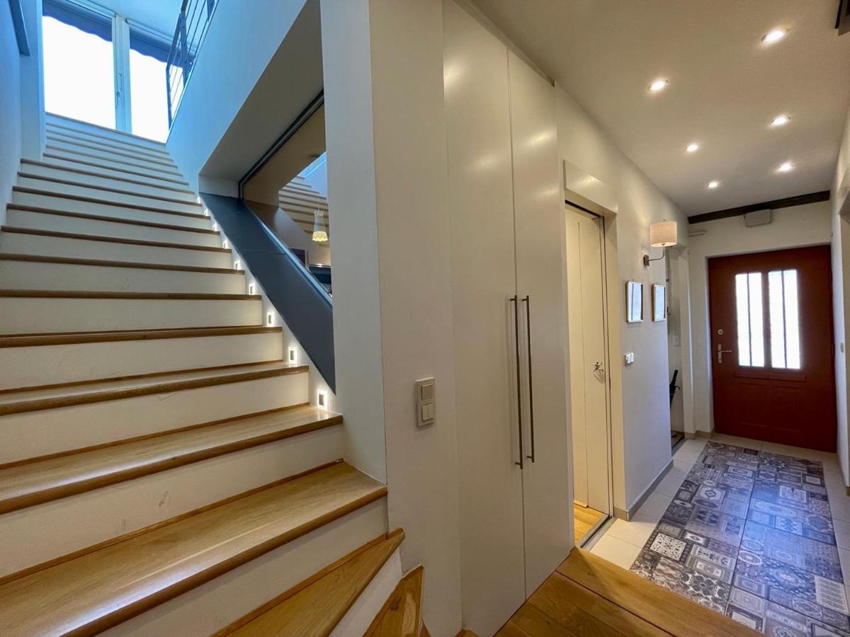Penthouse W Private Rooftop And Free Parking *