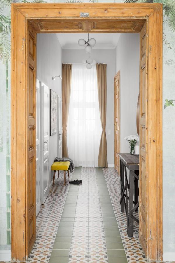 Urban Jungle For Real Treasure Seekers Apartament