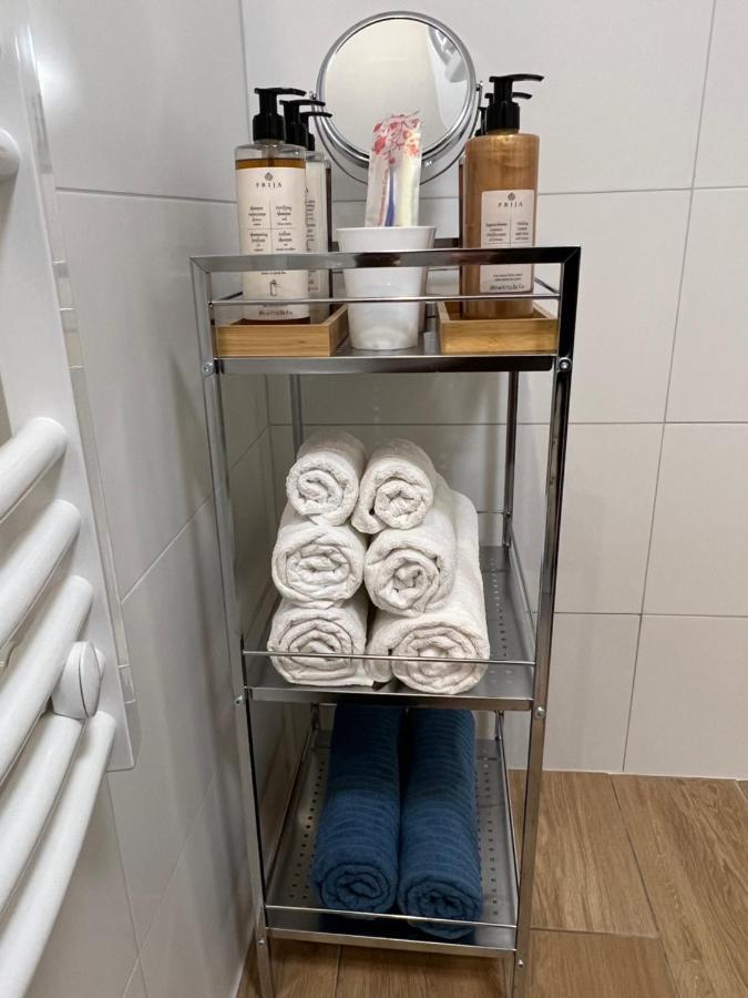 Luxe With Pool, Parking & Ac Apartman Budapest