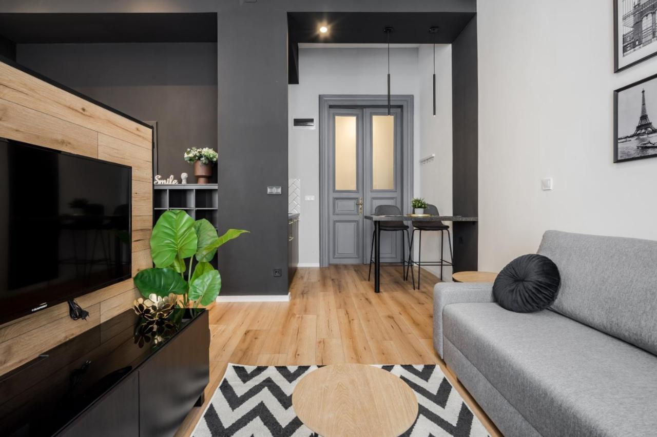 E32 - Oktogon Panorama Suite - Best Location - By Bqa Apartamento Budapest