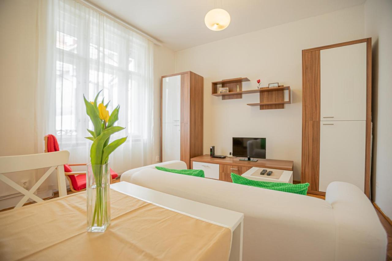 Molnar 20 * Budapešť