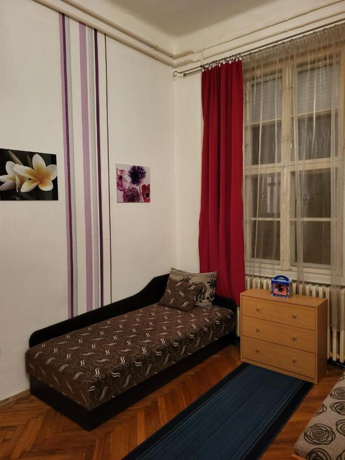 Gr3 Apartman *