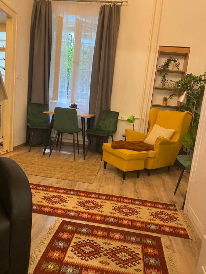 Christina By Buda Castle Apartment *