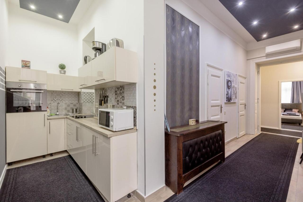 O Street 3 Bedroom Stylish Budapest