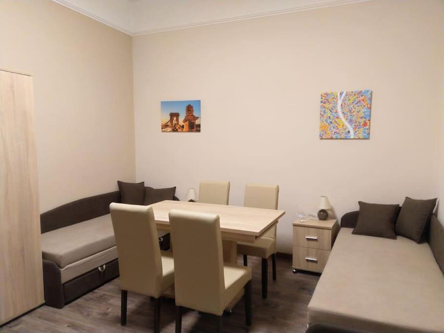 Pingvin Apartment Budapest