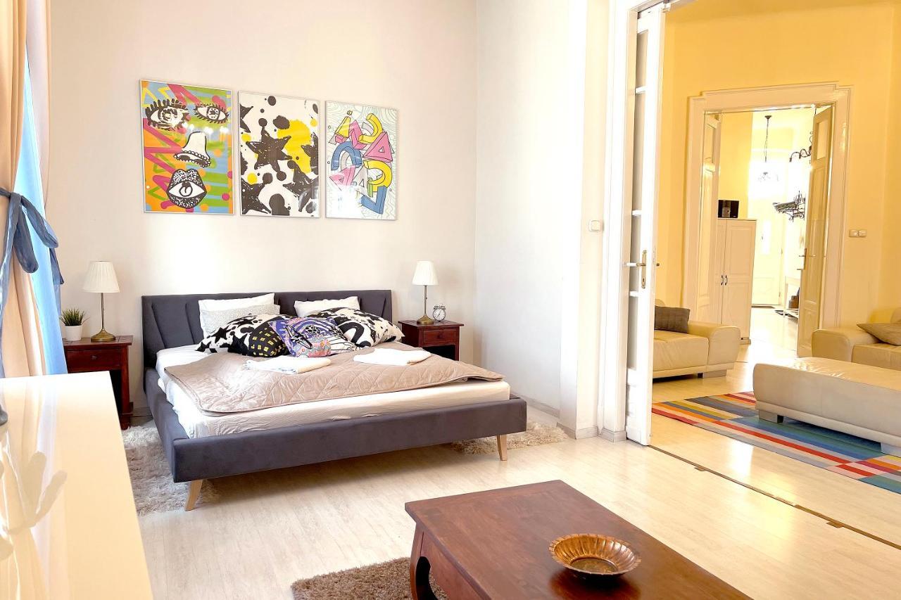 Elegant 125m2 In Center Of *