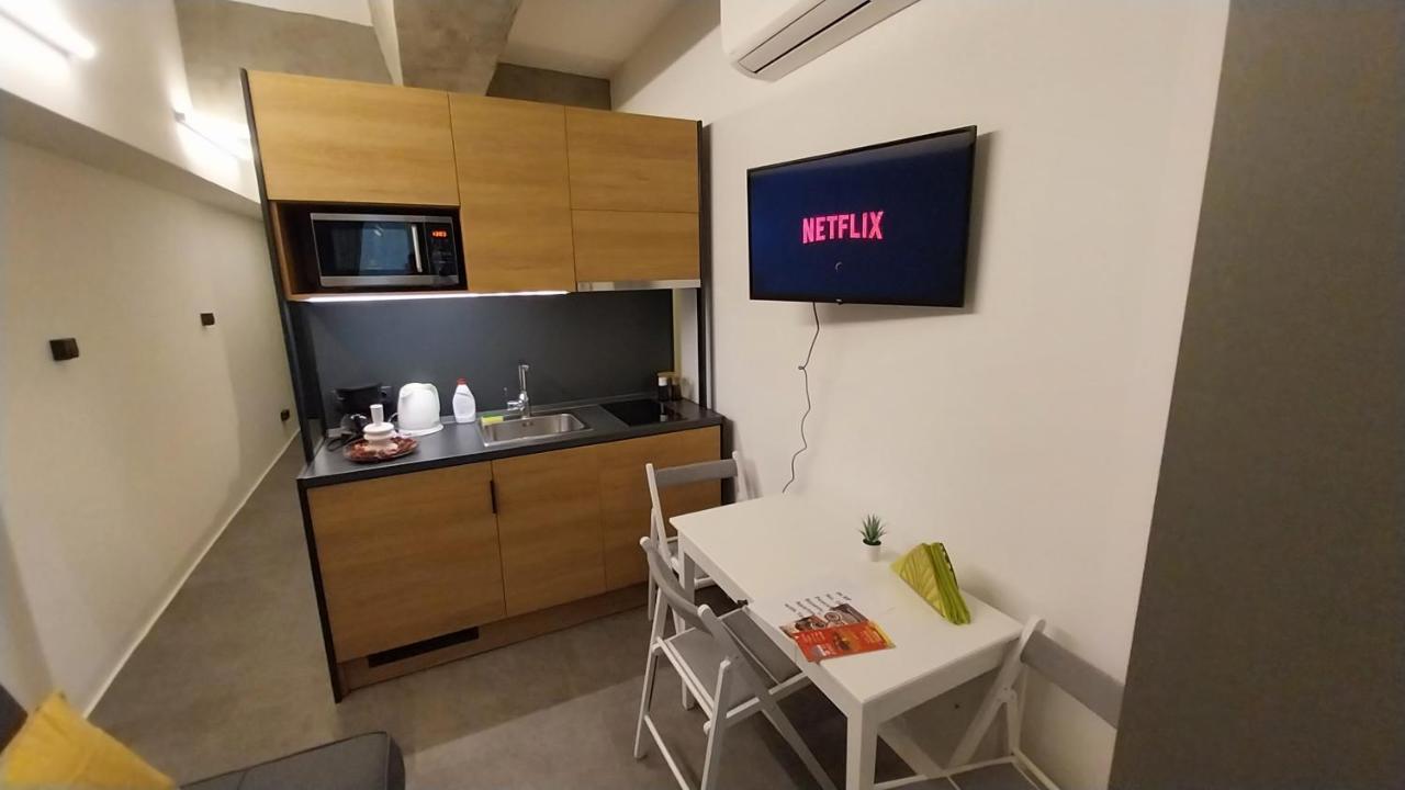 Peaceful Basement With Terrace & Free Gym Apartament *