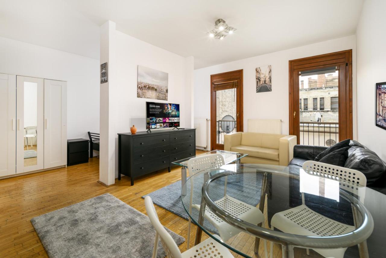 Szimpla 1bedroom In Center Budapest