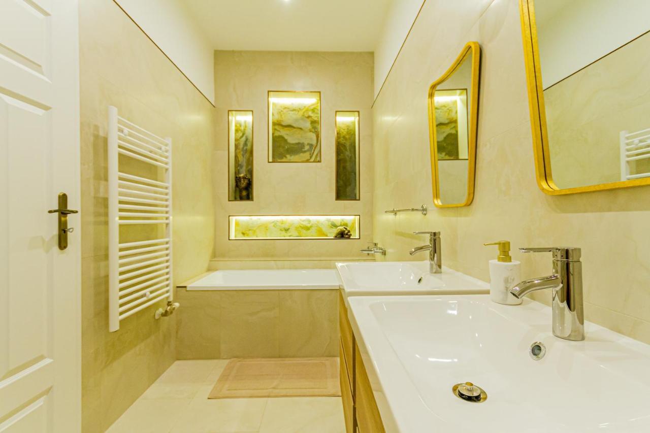 Apartmán Bengt Kiraly Str. Luxury