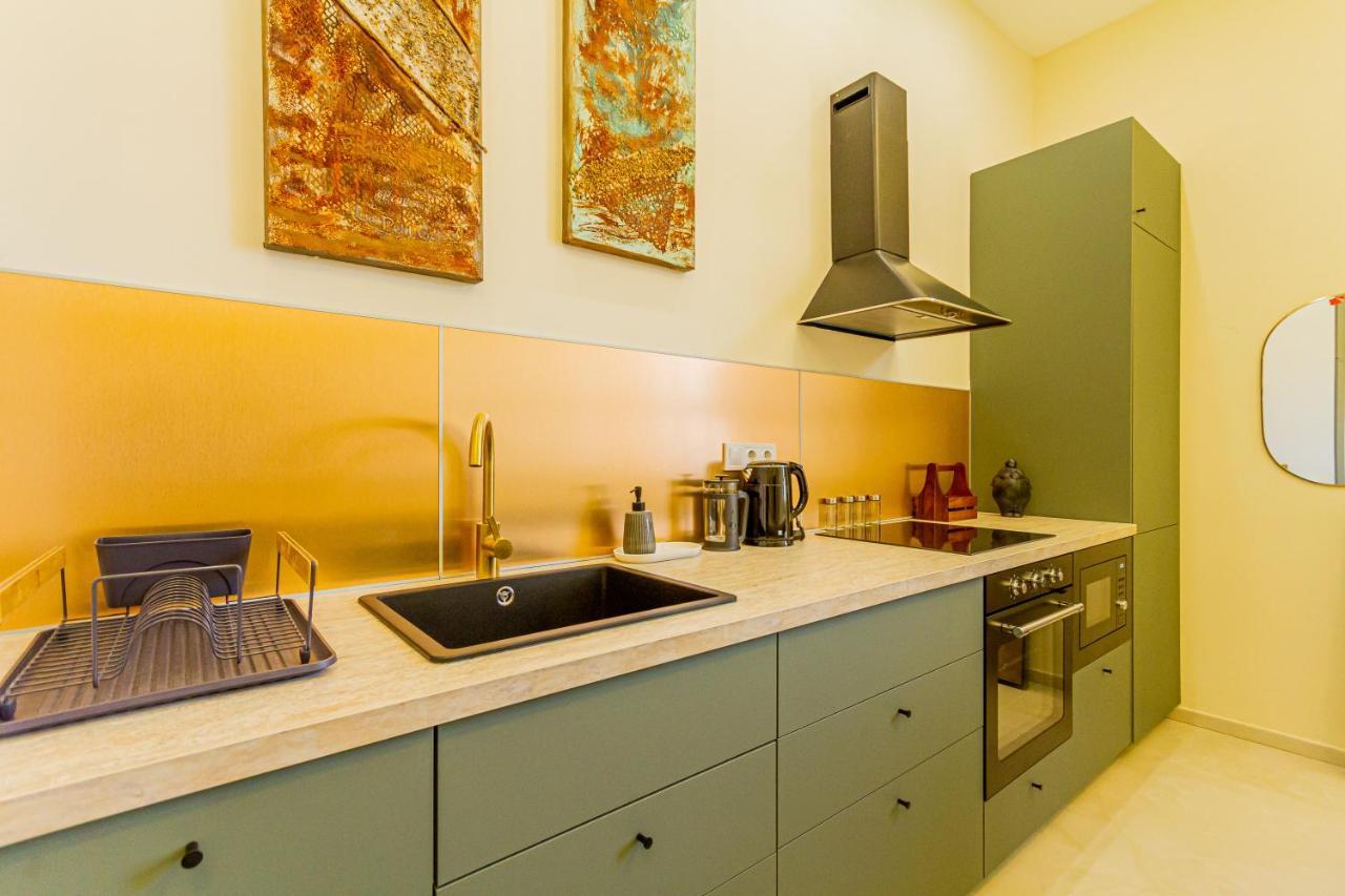 Bengt Kiraly Str. Luxury Apartmán