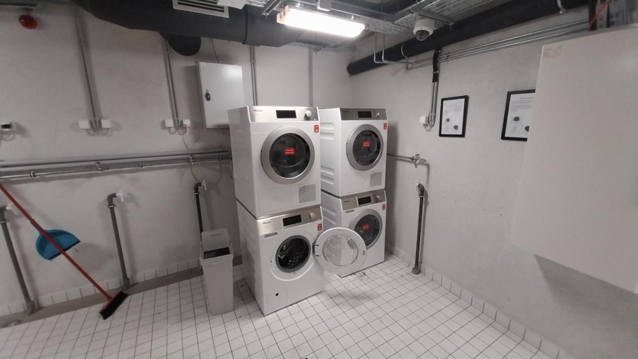Peaceful Basement With Terrace & Free Gym Budapest