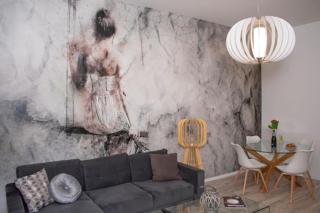 Elegant Stylish Modern Downtown Next 2 Danube